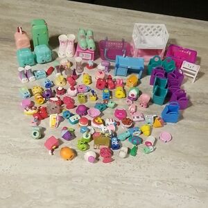 Shopkins Lot 95+ Pieces